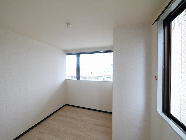 木津川プレイスの洋室|使い勝手のいい洋室です