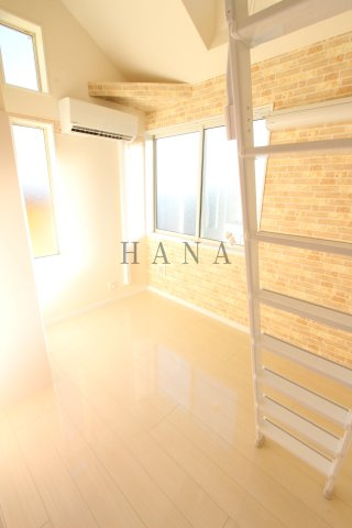 ユナイト追浜バリエールの居間・リビング