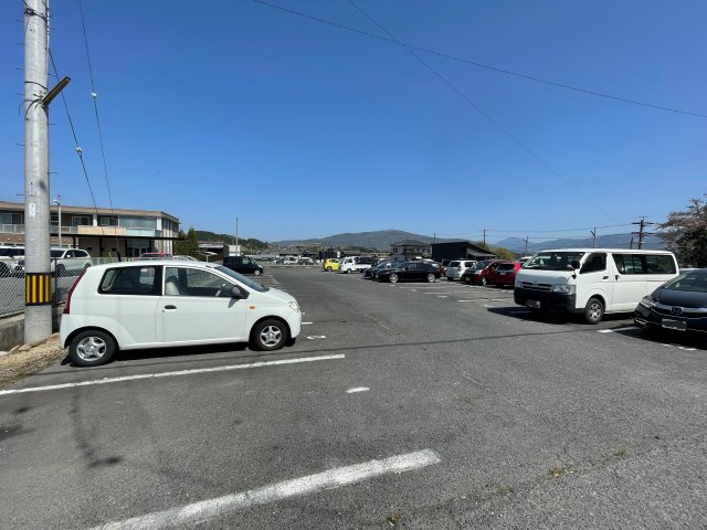 町裏パーキングの外観