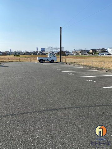 セジュール・シャイニングＣ棟の駐車場|駐車場です