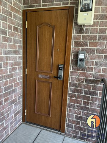 セジュール・シャイニングＣ棟の玄関|落ち着いた玄関です