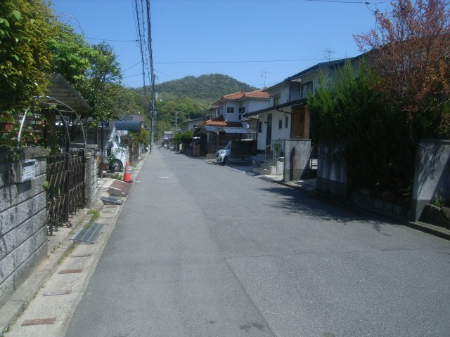 新築戸建　　　安東5丁目の前面道路含む現地写真