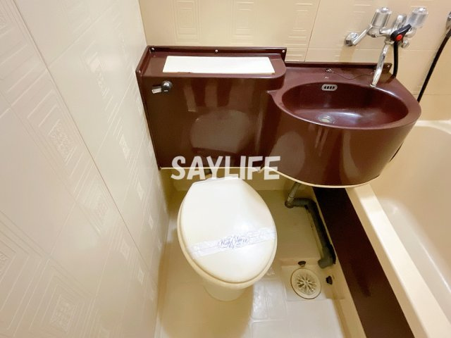 ノアーズアーク深江橋のトイレ