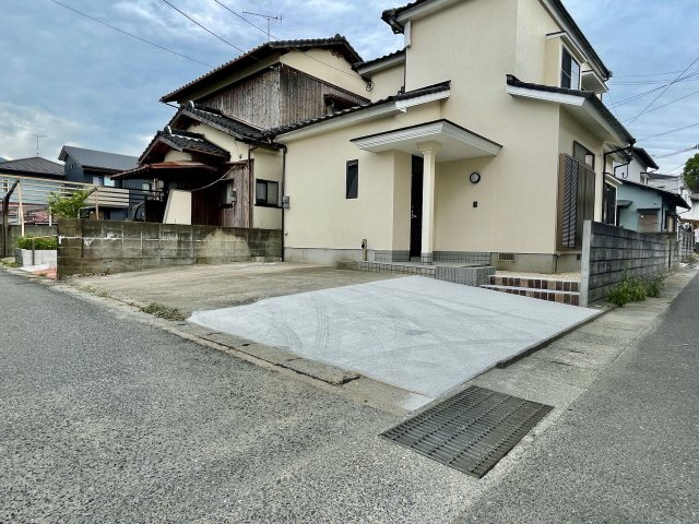 宇美町若草２丁目戸建の駐車場