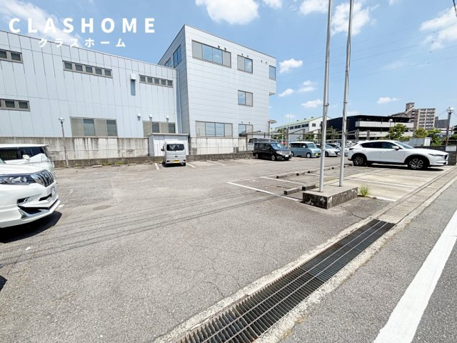 レジデンス横山　　刈谷市近郊の賃貸ならクラスホーム刈谷店の駐車場