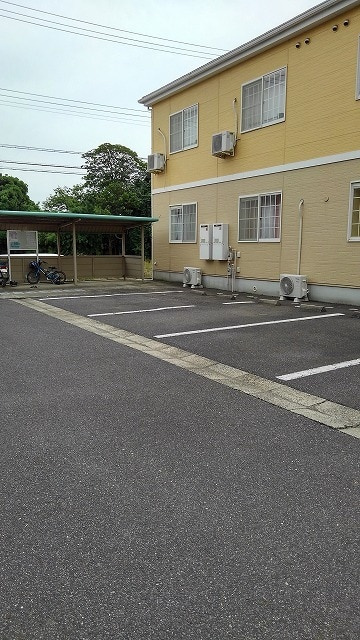 ソフィア壱番館　Ａの駐車場