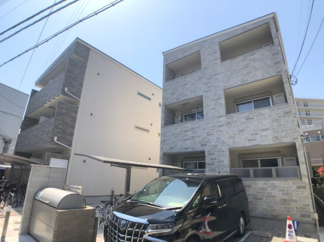 クリエオーレ若草町Ⅰの外観
