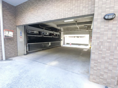 【駐車場】 | マートルコート横浜根岸 | 機械式駐車場です。