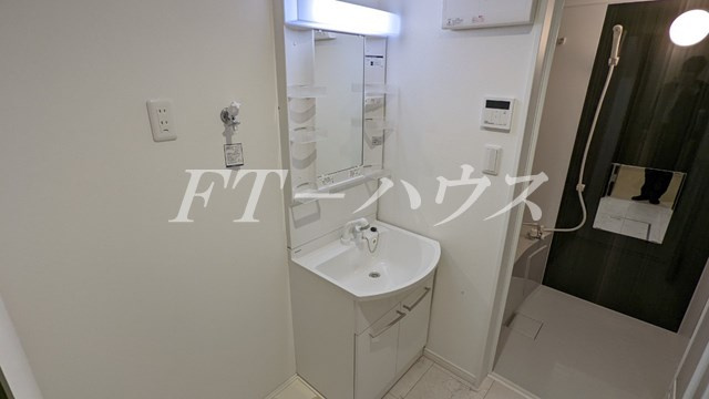 FUN-BOX津田沼の独立洗面台
