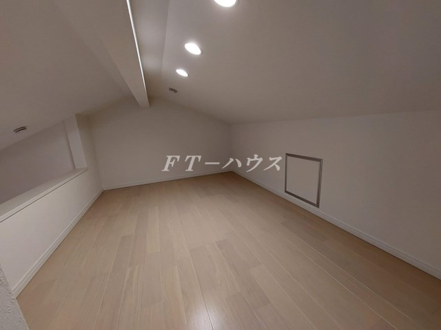 FUN-BOX津田沼の居間・リビング