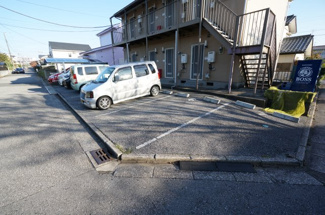 【駐車場】