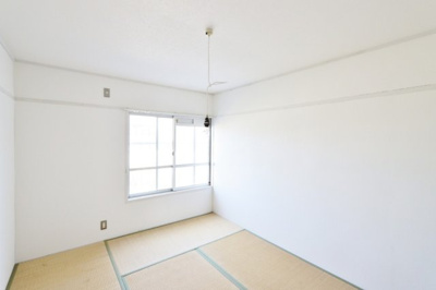 【和室】 | 本谷マンション | 畳の上でゆっくりとくつろげる和室です