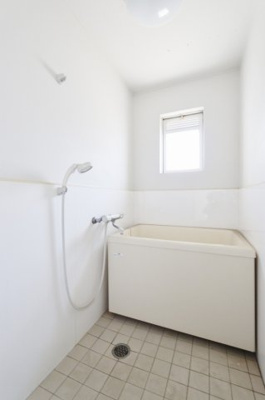 【浴室】 | 本谷マンション | ゆったり過ごせるお風呂です