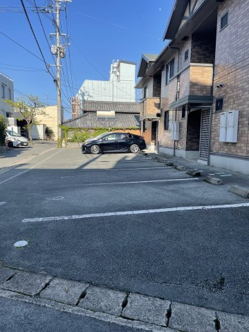 ウィルモアの駐車場