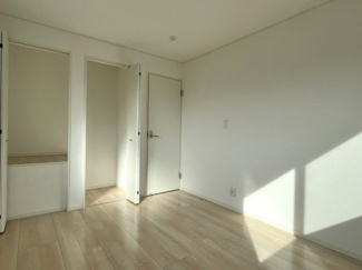 【洋室】 | 南友田築浅