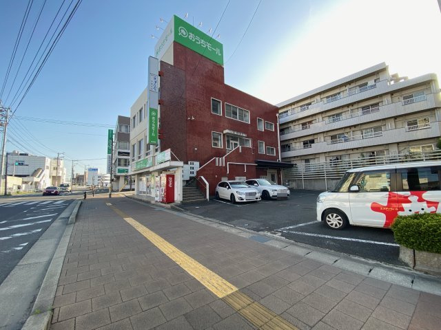 昭和ビルの駐車場