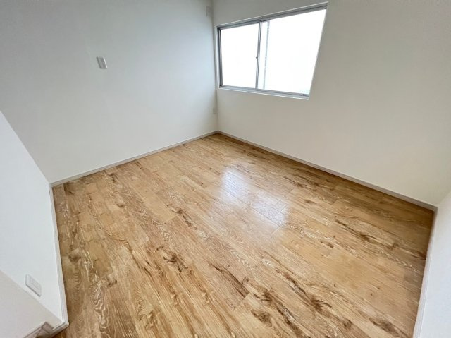 和歌山市岩橋・中古戸建・113129の洋室