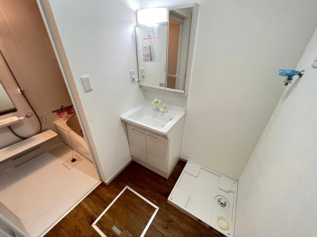 和歌山市岩橋・中古戸建・113129の洗面所