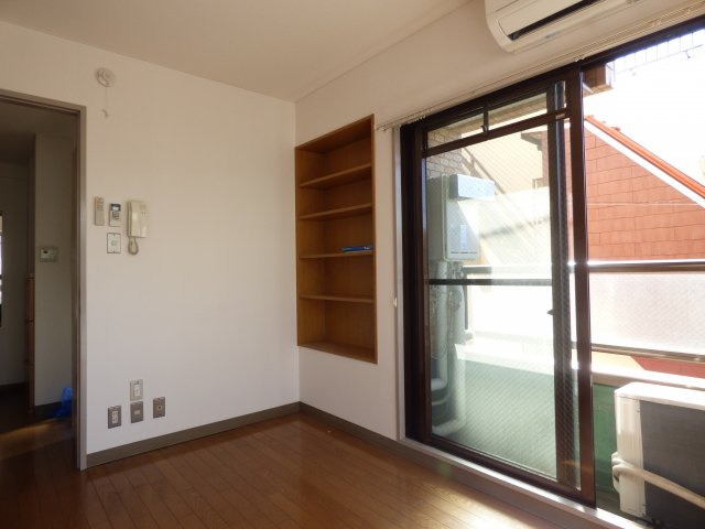 【居間・リビング】 | ダイタ百石町マンション