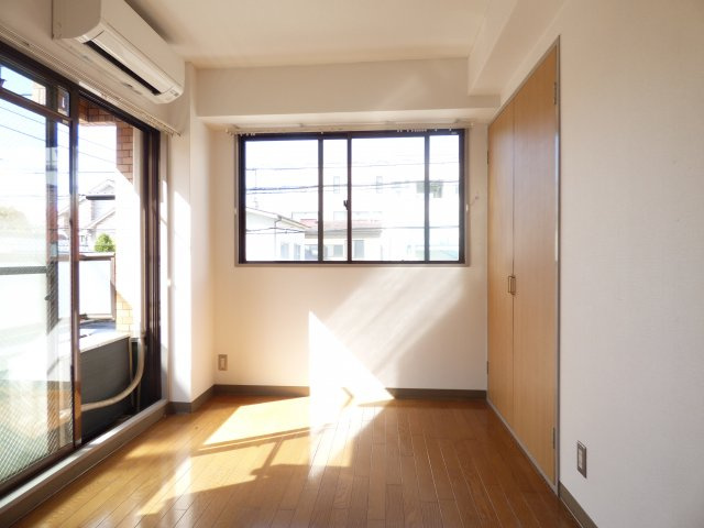 【居間・リビング】 | ダイタ百石町マンション