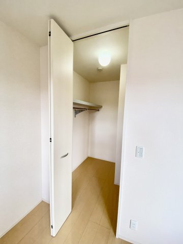 フェリーチェ小雑賀　A棟の収納