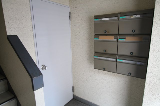 【エントランス】