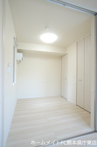 熊本市東区花立３丁目のアパートの洋室