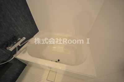 【浴室】 | CITY　PAL　CREST　TANIMACHI　 | 日々の疲れを癒すお風呂付です
反転