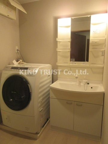 堂島レジデンスの洗面所|コンパクトで使いやすい洗面所