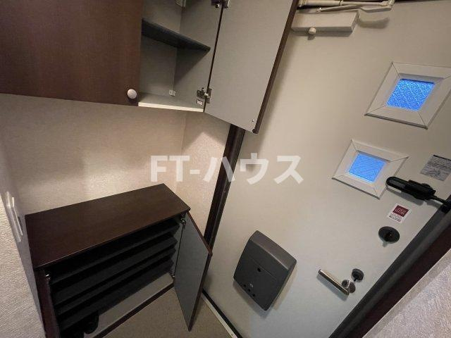 ブラン　ラトゥールⅡの玄関