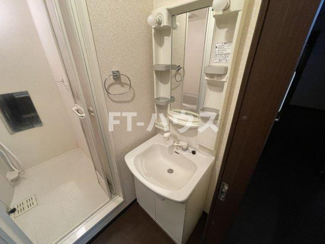ブラン　ラトゥールⅡの独立洗面台