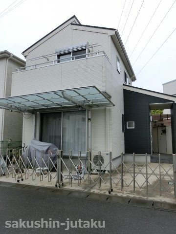 大和田　中古戸建の外観|大和田　中古戸建　２０１６年建築　築浅　京成大和田駅徒歩５分　南東側４．５ｍ位置指定道路面　３ＬＤＫ＋カースペース