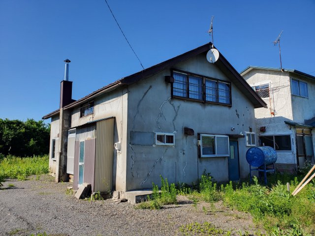 北見市留辺蘂町旭西　中古売家の外観