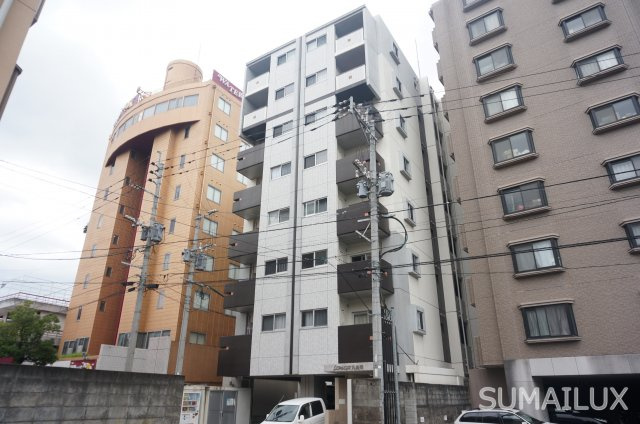 熊本市中央区九品寺１丁目の賃貸マンションの外観