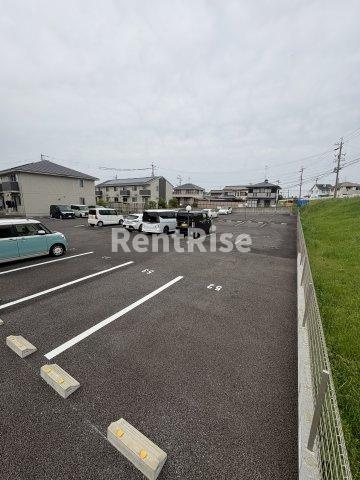 ハルトリーゲル Ｂの駐車場