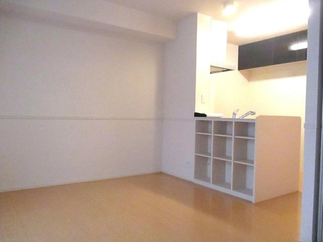 ロジュマンB棟の居間・リビング