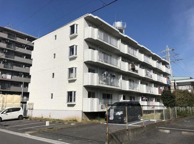 【外観】 | 志陽ハイツ青木 | 外はこのようになっています