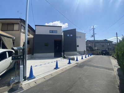 【前面道路含む現地写真】 | 城陽市久世下大谷2号地　新築戸建