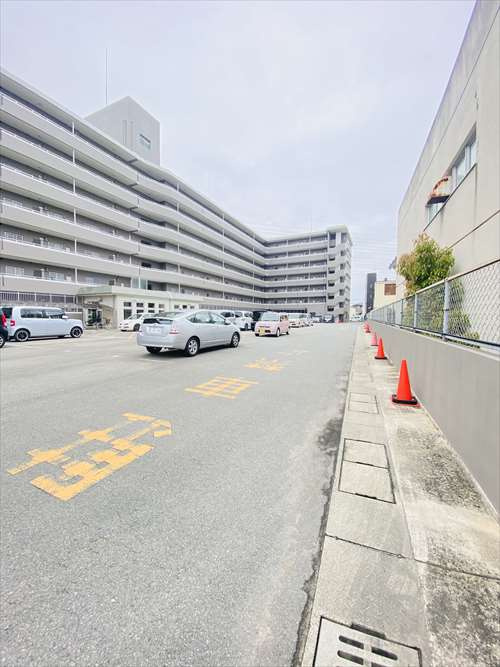 エバーライフ箱崎第2の駐車場