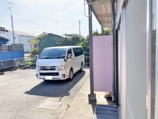 パレットハウスの駐車場