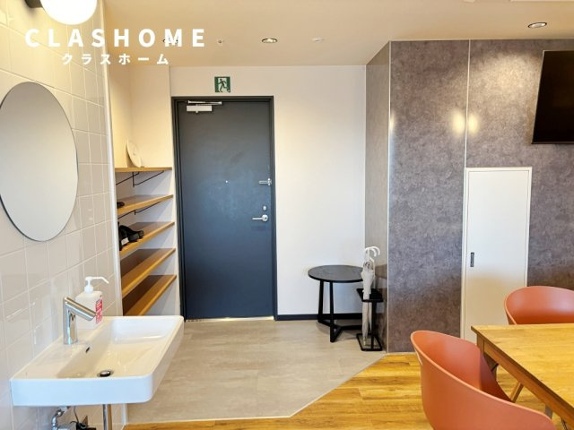 DENCITY　CROSS　SITE　　　刈谷市近郊の賃貸はクラスホーム　　　の玄関