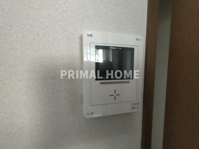 【セキュリティ】 | 稲荷屋 | 来訪者を確認できる、モニター付きインターホンです。