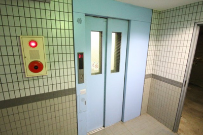 【エントランス】 | リュウジビル