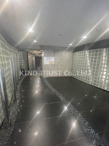 パシフィック天満橋のロビー