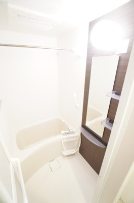 【浴室】 | リブリ・ガーデンプレイス | ※同物件・同タイプの写真です。