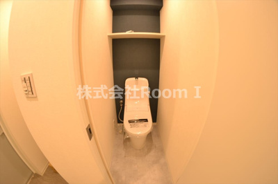 【トイレ】 | アンビシャス鎗屋町 | 清潔感のあるトイレです