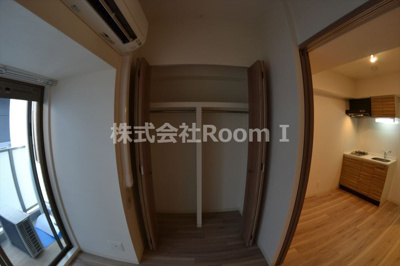 【収納】 | プレサンス松屋町グレース | たっぷりとした収納スペースです