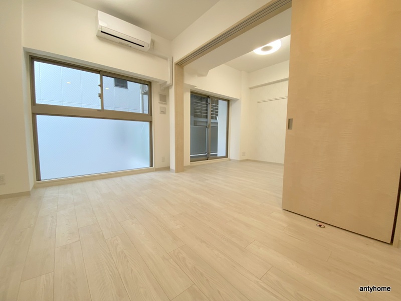 エステムコート難波Ⅵエント　仲介手数料無料の洋室