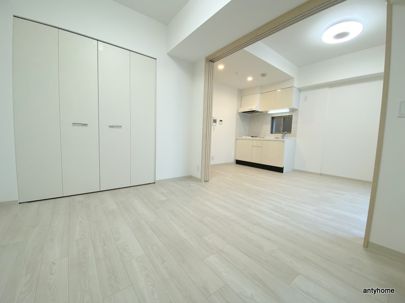 エステムコート難波Ⅵエント　仲介手数料無料の寝室