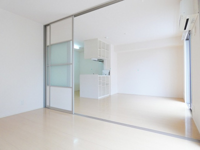 【寝室】 | エフズ